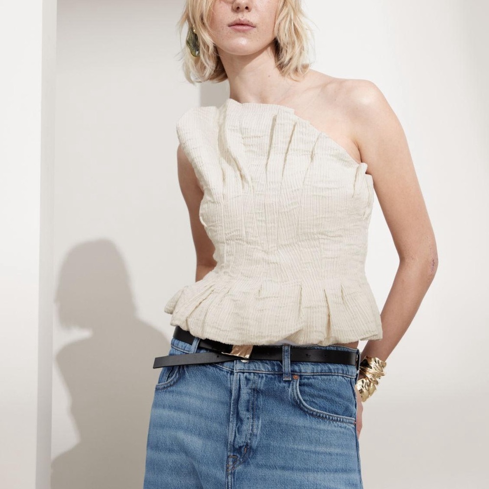 ISO Sculptural Corset Top - Picture 2 of 4